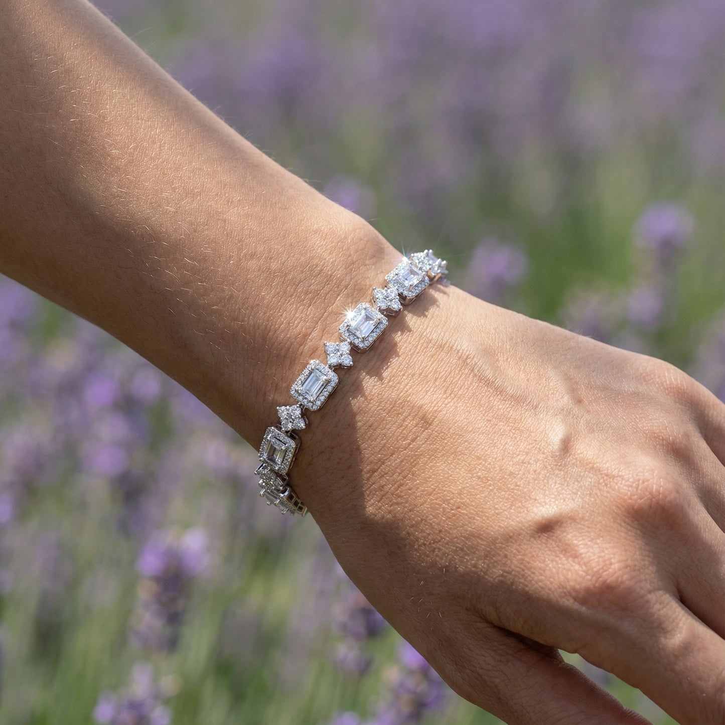 Brillant Zircon Bracelet - Silver Plated